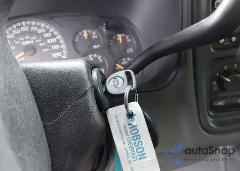 2003 Chevrolet Avalanche 1500 из США, поврежденный, VIN 3GNEC13T33G190988